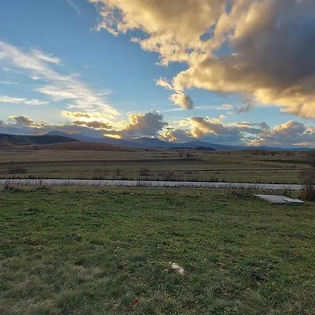 Chalet Desktop - Mountain House *