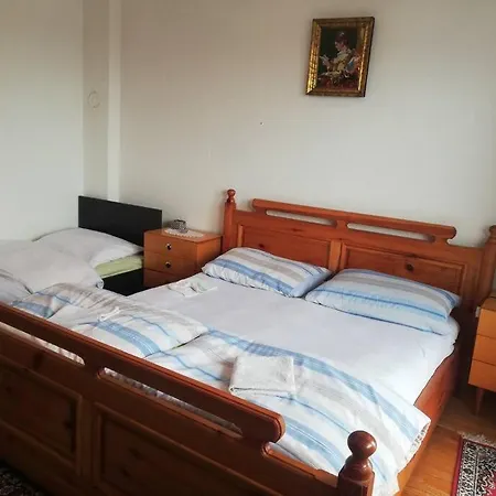 Desktop - Mountain House