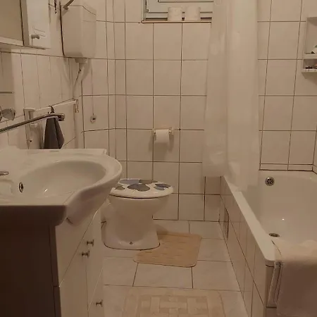 Desktop - Mountain House Chalet *